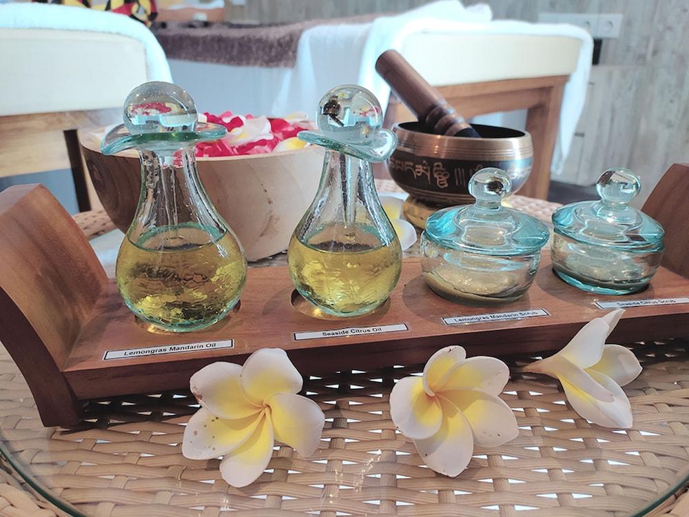 The Capital Hotel And Resort Seminyak מראה חיצוני תמונה