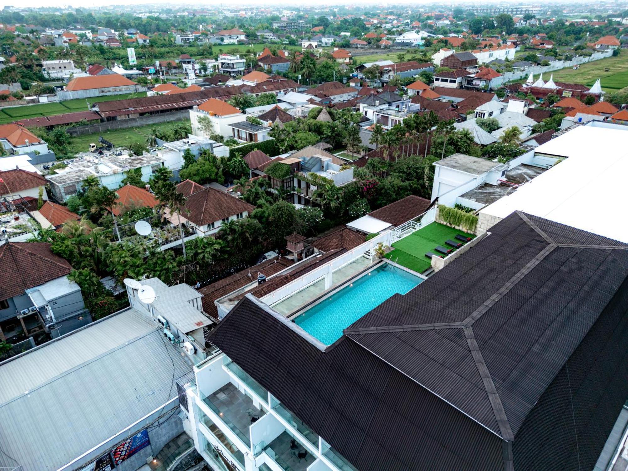 The Capital Hotel And Resort Seminyak מראה חיצוני תמונה